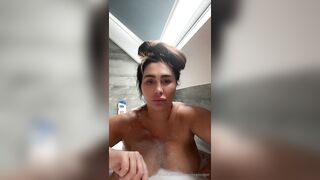 lauren goodger - Baby with big tits bathing in the bathtub on camera