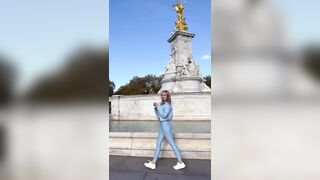 kimberley garner 1 - A little girl walks around the city and captures it on camera