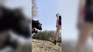 abi coombes - Young babe shows how she's on the farm dancing